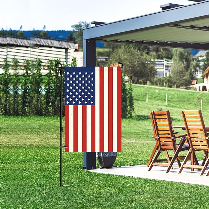 HOOSUN 12" x 18" American Flags Garden Flag,Small American Flags for Outside Patriotic Decorations,Double Sided Patriotic USA Yard Flag Veterans Day Decorations for Garden,Yard,Lawn(No Flagpole)
