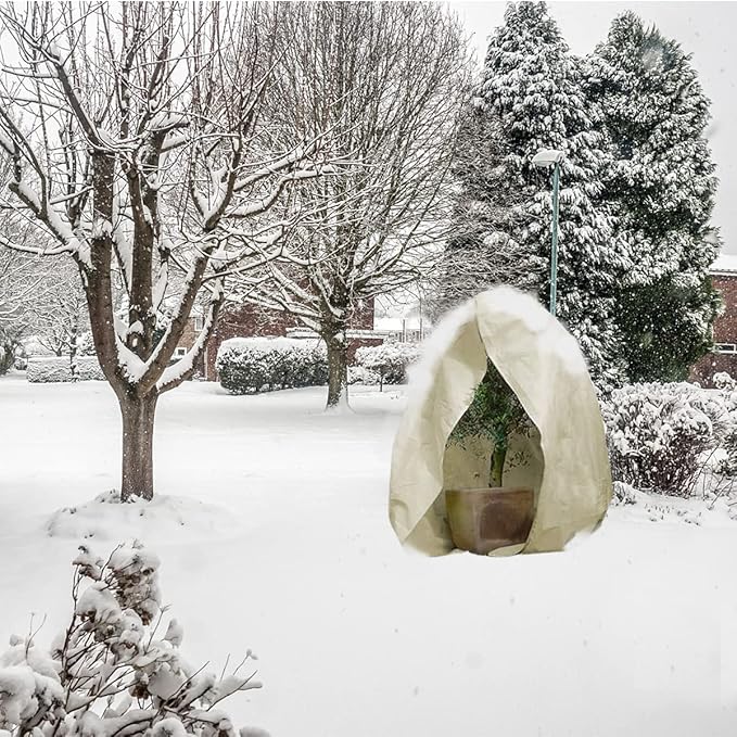 gardtree Winter Tree Covers Freeze Protection 47.2" x 70.8" 3 Packs, Thicker 2.4oz/yd² Garden Covers Frost Protection, Outdoor Plant Protector with Zipper Drawstring for Shrubs, Potted Plants