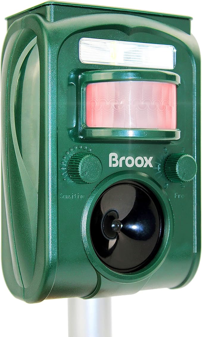 Broox 2025 Upgraded Solar Animal Repellent, Cat Repellent Outdoor, Squirrel Repellent, Deer Repellent, Ultrasonic pest Repeller, Waterproof IP 65, Motion Detection, Dog, Raccoon, Skunk, Rabbit, Rodent