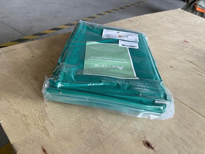 Abimars Thicker Plant Covers Freeze Protection Jacket 2.36 oz/yd², 3.2'x5' Reusable Winter Plant Covers with Drawstring & Zipper, 2 Pack Light, Porous Fabric for Plant Breathing