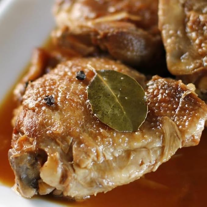 Mediterranean Bay Leaf, Bay Laurel Live Plant. Standard Variety - Laurus Nobilis. Live Plant. Fragrant, Fresh, Edible. Best for Ground Planting Outdoor. (2 Bay Laurel Plants in Cup)