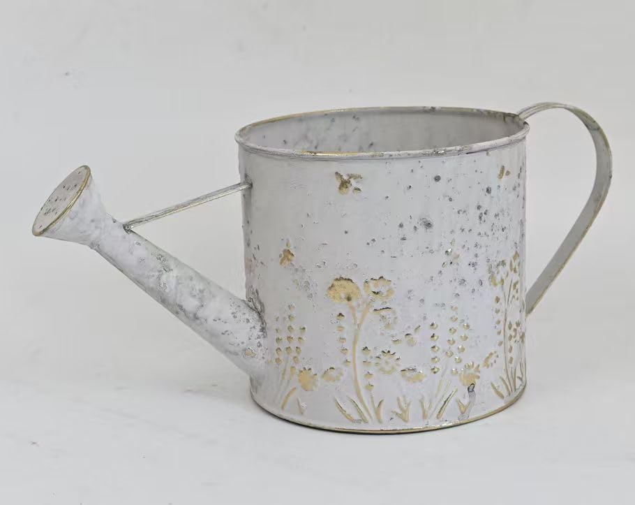 Vintage Metal Watering Can with Handle Rustic Farmhouse Watering Can Flower Pot Distressed Decorative Planter Retro Gardening Flower Bucket for Home Indoor Outdoor Garden Balcony Courtyard(White#2)