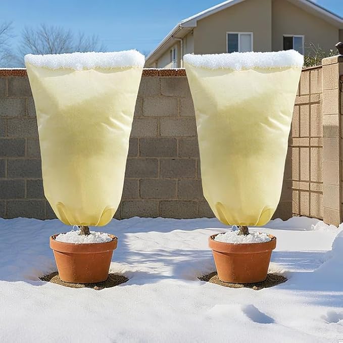 MIXC Plant Covers Freeze Protection, 47.2''×70.8'' Winter Cold Weather Frost Blankets Shrub Jacket with Drawstring Reusable Frost Protection Cloth for Outdoor Plants Fruit Tree Potted (4 Pack)