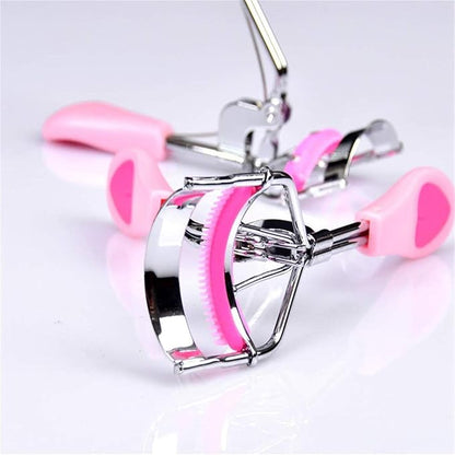 2 Pcs Stainless Steel Eyelash Curler with Built-in Comb Pinch Pain-Free Suitable for Any Eye Shapes and Sizes, with 4 Silicone Refill Pads（Hazy Pink&Light Pink）