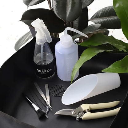 BIUWING 2PCS Indoor Plant Transplanting Repotting Mat Foldable Garden Work Cloth Waterproof Thicken Gardening Mat, Black (26.8" x 26.8")