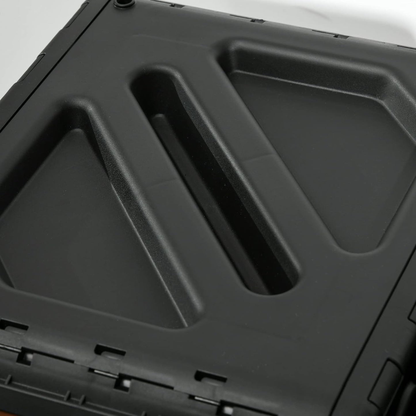 Dual Chamber Compost Tumbler Bin, Outdoor Tumbling Composter with 24 Ventilation Openings and Steel Legs, 34.5 Gallon