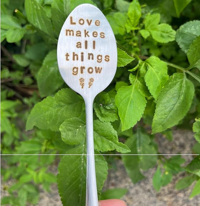 Garden Plant Marker Friendship Gift for Women Gardeners, Plant Stake Label Sign Tag Gardening Gifts for Woman Plant Lovers, Metal Garden Decoration (All Things Grow), Silver