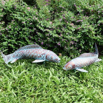 Set of 2 Koi Fish Decor Outdoor Statues Sculptures Antique Copper Garden Pond Fishes Art Metal Koi Fish Statue Outside Garden Décor Ornaments for Outdoors,Patio,Yard,Lawn,Pond,Home Decorations