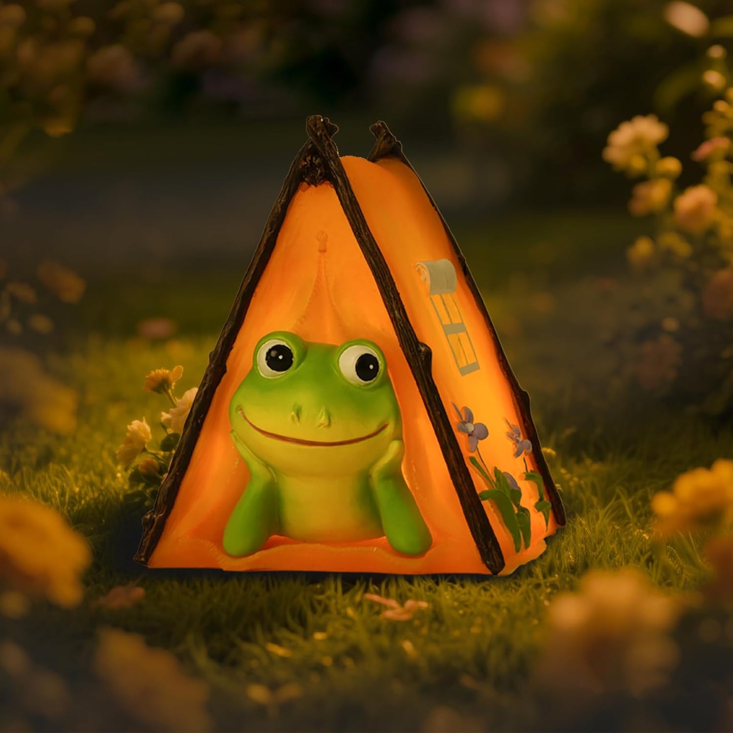 Solar Frog Garden Statues Outdoor Decor, Resin Outdoor Tent Statues with Solar Light, Yard Decorations Outdoor for Patio, Porch, Balcony, Lawn Ornaments, Housewarming Birthday Gifts for Mom Women