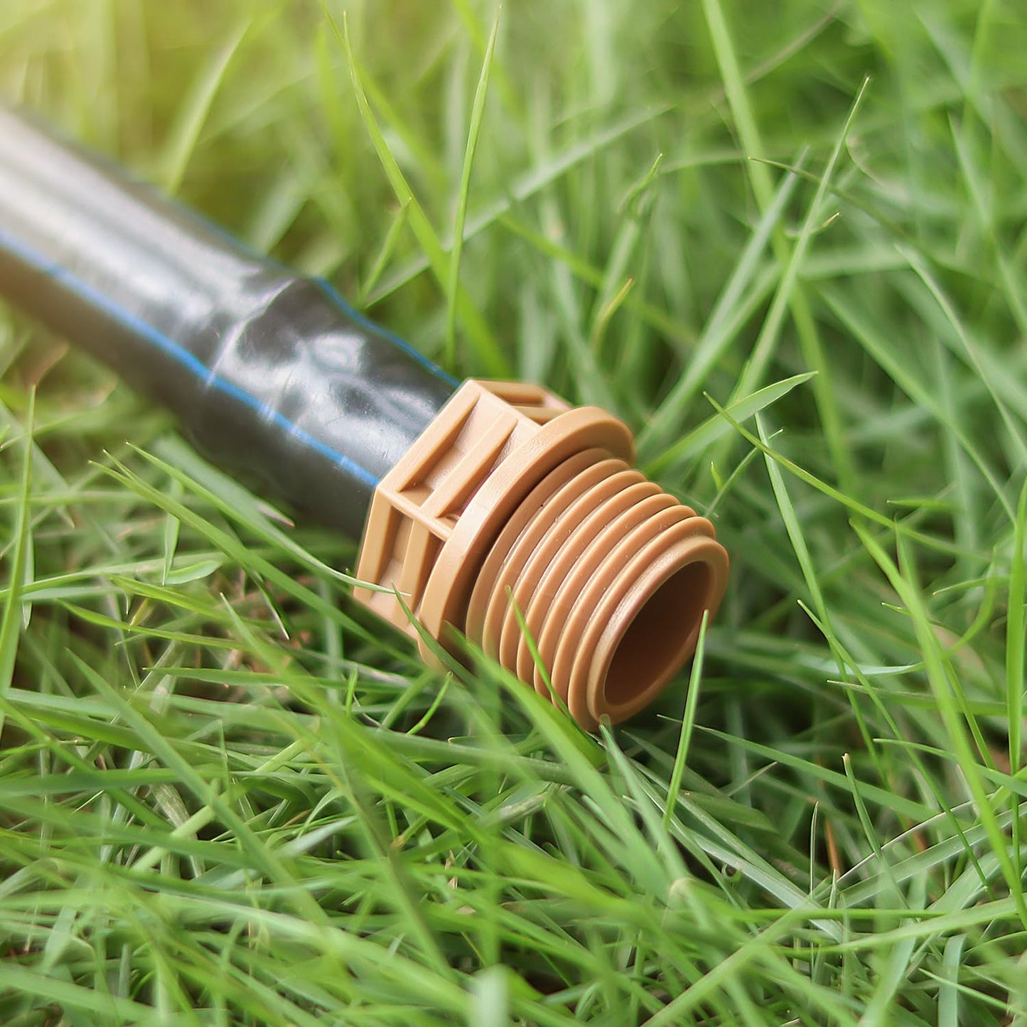 12 Pieces 1/2 Inch PVC to 1/2 Inch Drip Irrigation Adapter Fittings, 1/2" Male Pipe Thread(MPT) x 1/2" Drip Line Barbed Coupling Connectors 1/2-in PVC to 1/2-in Poly Tubing Adapter