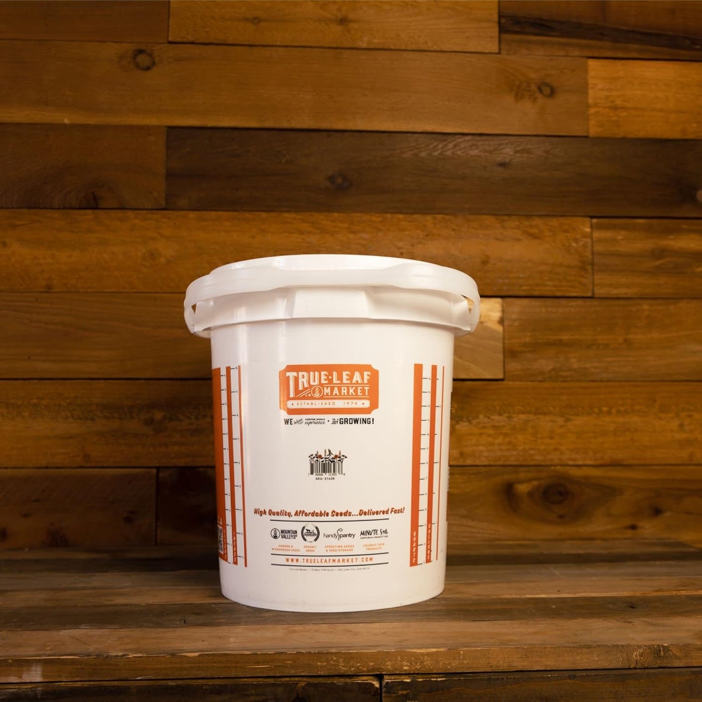 Mountain Valley Seed Company 5 Gallon Gardening Bucket with Ratcheting Lid - HDPE, Food Grade, BPA Free