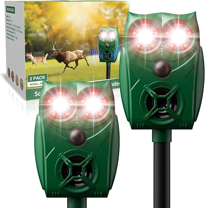 Solar-Powered Ultrasonic Animal Repellent with Motion Sensor, Waterproof Cat Deterrent with LED Flashing Lights, Perfect for Outdoor Yards, Effective to Repel Cats, Dogs, Coyotes, Raccoons, and Deer.