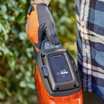 Husqvarna 115iHD55 Lightweight Battery Hedge Trimmer, Battery and Charger Included, 967098606