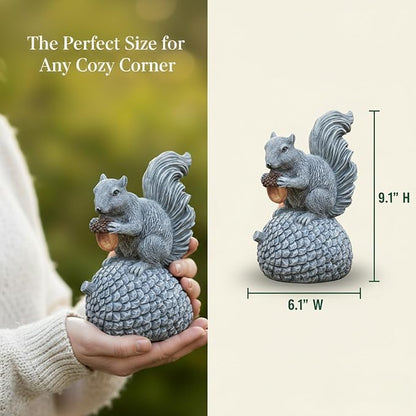 Solar Garden Statue – Hand-Painted Resin Squirrel on Pinecone with Glowing LED Acorn – Charming Yard, Patio & Balcony Decor – Gift for Mom, Grandma & Garden Lovers