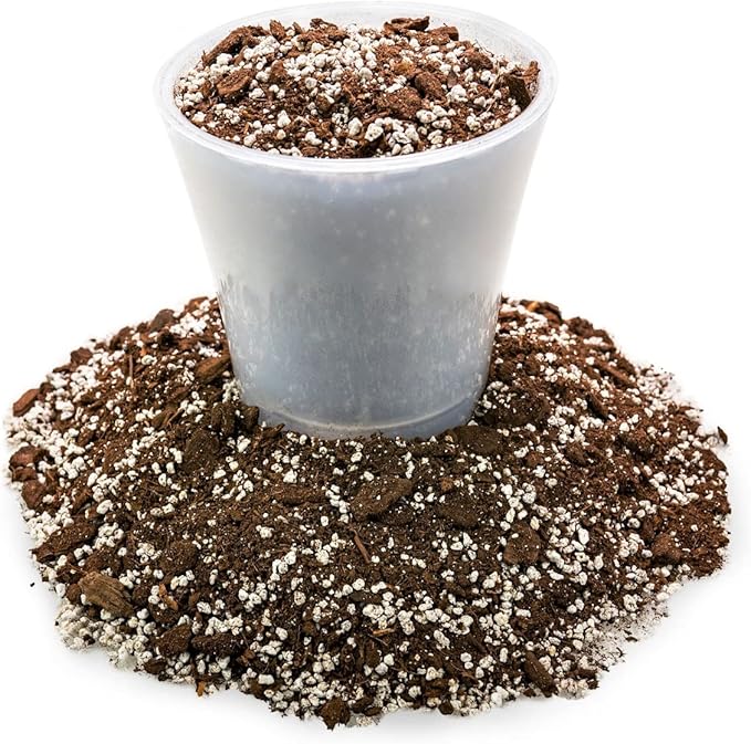 Gardenera Soil for Indoor Herb Planters - Blended Soil for Growing Kitchen Herbs - 5 Quart Bag
