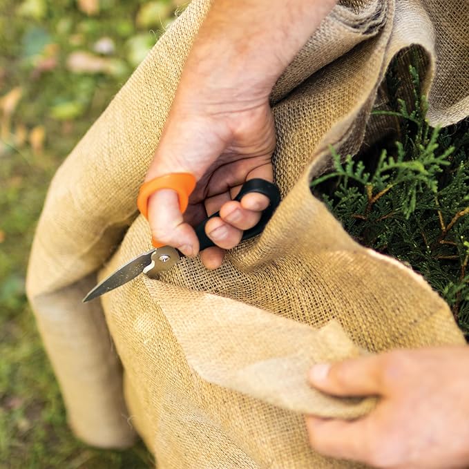 Fiskars Garden Scissors, 7-in-1 Garden Shears Multi-Tool with Sheath, Great for Plant Trimming, Cutting Nursery Pots, Bags, and Wire