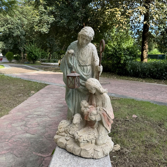 Holy Family Garden Statue Outdoor Sculpture H29inch Patio Yard Decorative Figurine Indoor Entryway Hallway Decoration