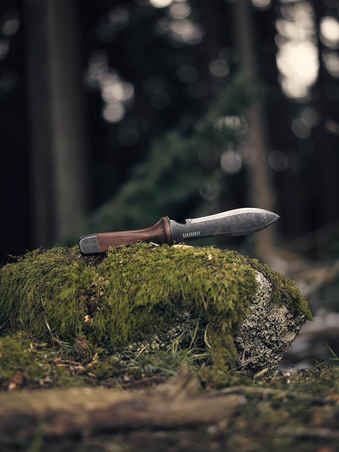 Barebones Hori Hori Ultimate - Garden Knife with Double-Edged Tempered Steel Blade, Walnut Handle, Ambidextrous Use, Japanese Knife Garden Tool for Weeding and Gardening (Tool Only)