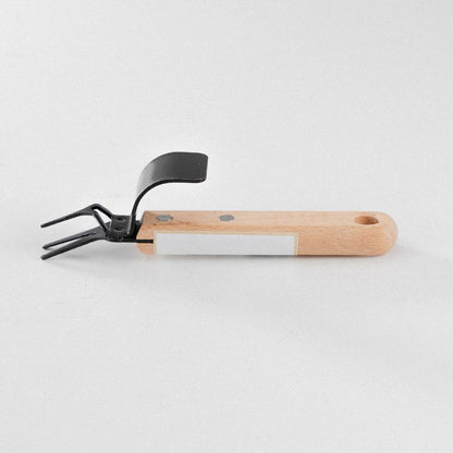 Wazakura Japanese Weeding Fork – Dual Prong Root Remover Tool for Dandelions & Thistles – Deep Root Extractor with Comfortable Wooden Handle – Durable Steel Garden Tool, Made in Japan