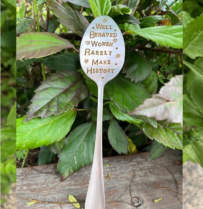 Garden Plant Marker Friendship Gift for Women Gardeners, Plant Stake Label Sign Tag Gardening Gifts for Woman Plant Lovers, Metal Garden Decoration (Make History)