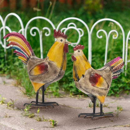 Set of 2 Metal Chicken Decor, Farmhouse Metal Rooster, Garden Chicken Statue, Hen and Rooster Ornaments Yard Art for Backyard Patio Lawn Decorations