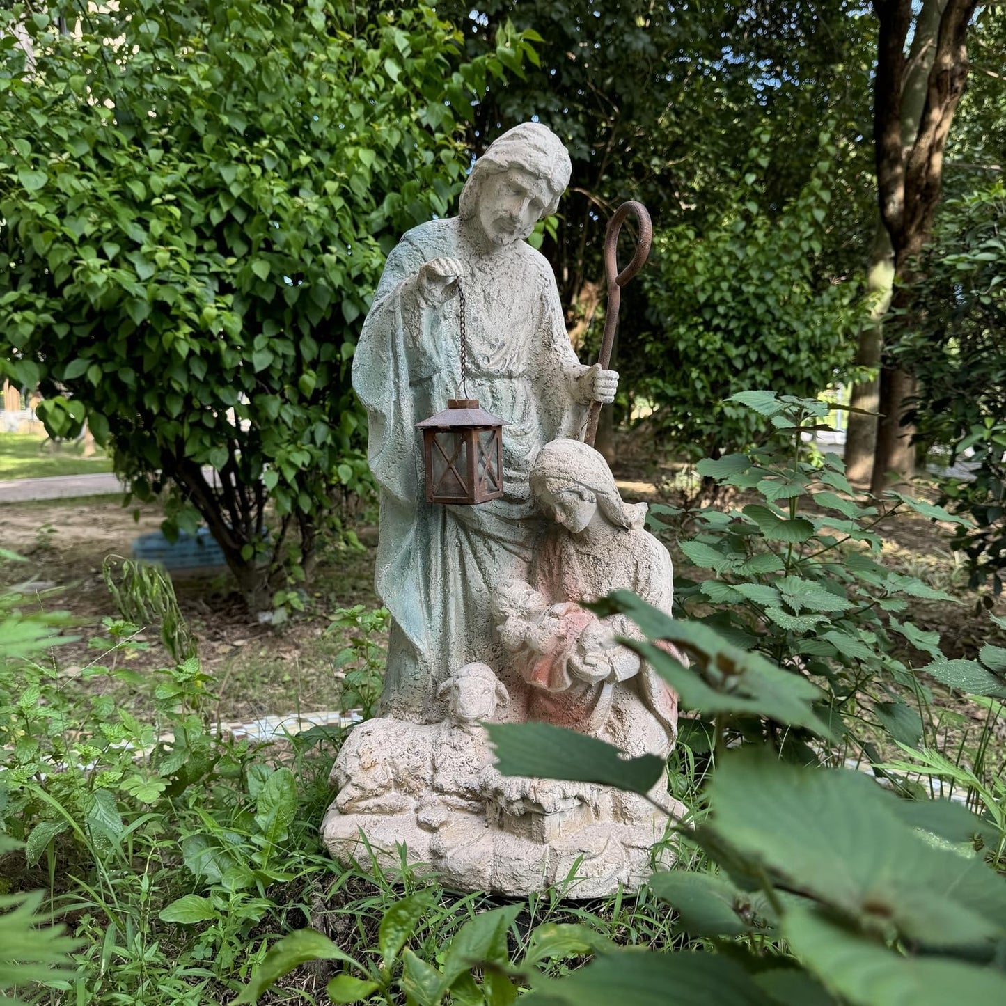 Holy Family Garden Statue Outdoor Sculpture H29inch Patio Yard Decorative Figurine Indoor Entryway Hallway Decoration