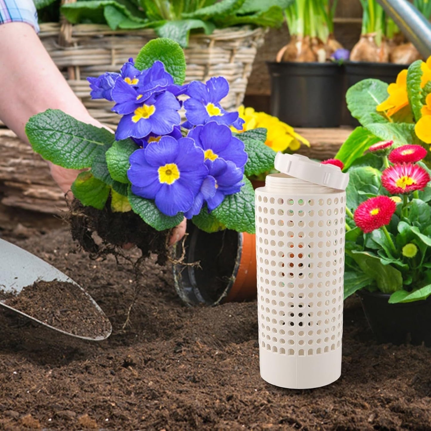 Underground Worm Farm, Outdoor Worm Compost Bin, Garden Mini Vermicomposting bin with Holes and Lid, for Garden Vegetable Patch Backyard(1Pcs)