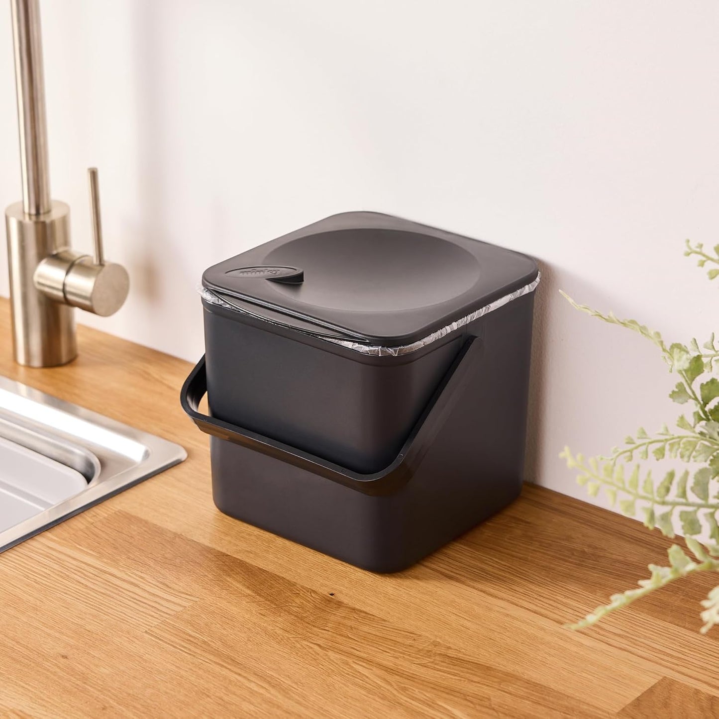 Minky Homecare Kitchen Compost Bin – Countertop Food Waste Caddy with Easy Wipe Clean Interior – Made in The UK - 3.5L (0.9 gal.) ECO Black