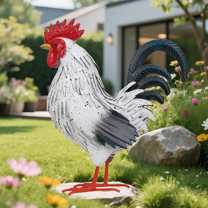 Rooster Garden Statue Sculpture Metal Chicken Yard Decor Outdoor Figurines Patio Backyard Decoration (White)