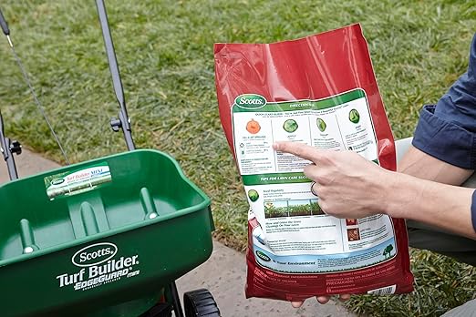 Scotts Turf Builder WinterGuard Fall Lawn Fertilizer for All Grass Types, 5,000 sq. ft., 12.5 lbs.
