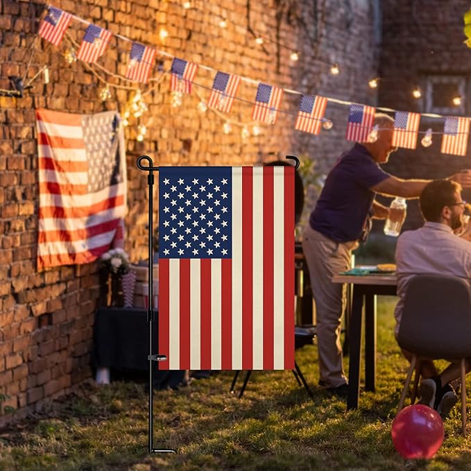 HOOSUN 12" x 18" American Flags Garden Flag,Small American Flags for Outside Patriotic Decorations,Double Sided Patriotic USA Yard Flag Veterans Day Decorations for Garden,Yard,Lawn(No Flagpole)