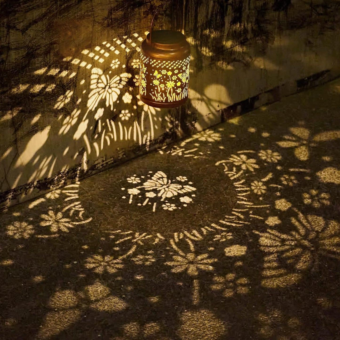 Butterfly Solar Lanterns Outdoor Waterproof - Metal Garden Decor Hanging Solar Lights Butterfly Decorations for Patio Yard Lawn Porch Pathway, Birthday Gifts for Women Mom Grandma