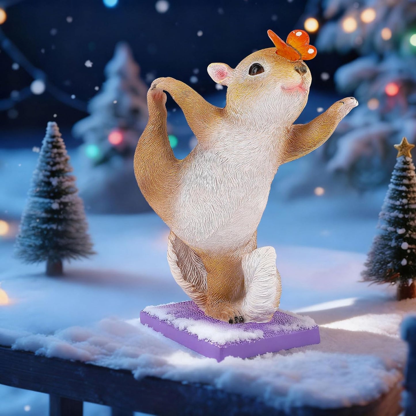 Solar Light Garden Statue Squirrel Figurine, Resin Squirrel Doing Yoga with Lighted Butterfly, Waterproof Spring Outdoor Ornaments for Garden, Front Door, Patio Decor & Gifts for Mother's Day