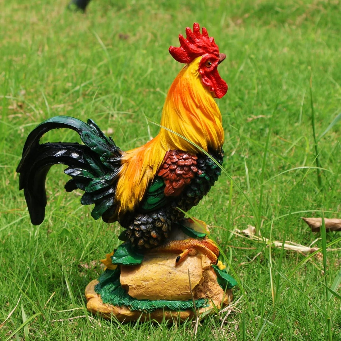 Rooster Garden Statue Decorations, Chicken Farm Animals Decoration, Yard Chicken Sculpture for Backyard Patio Kitchen Decor & Lawn Ornaments