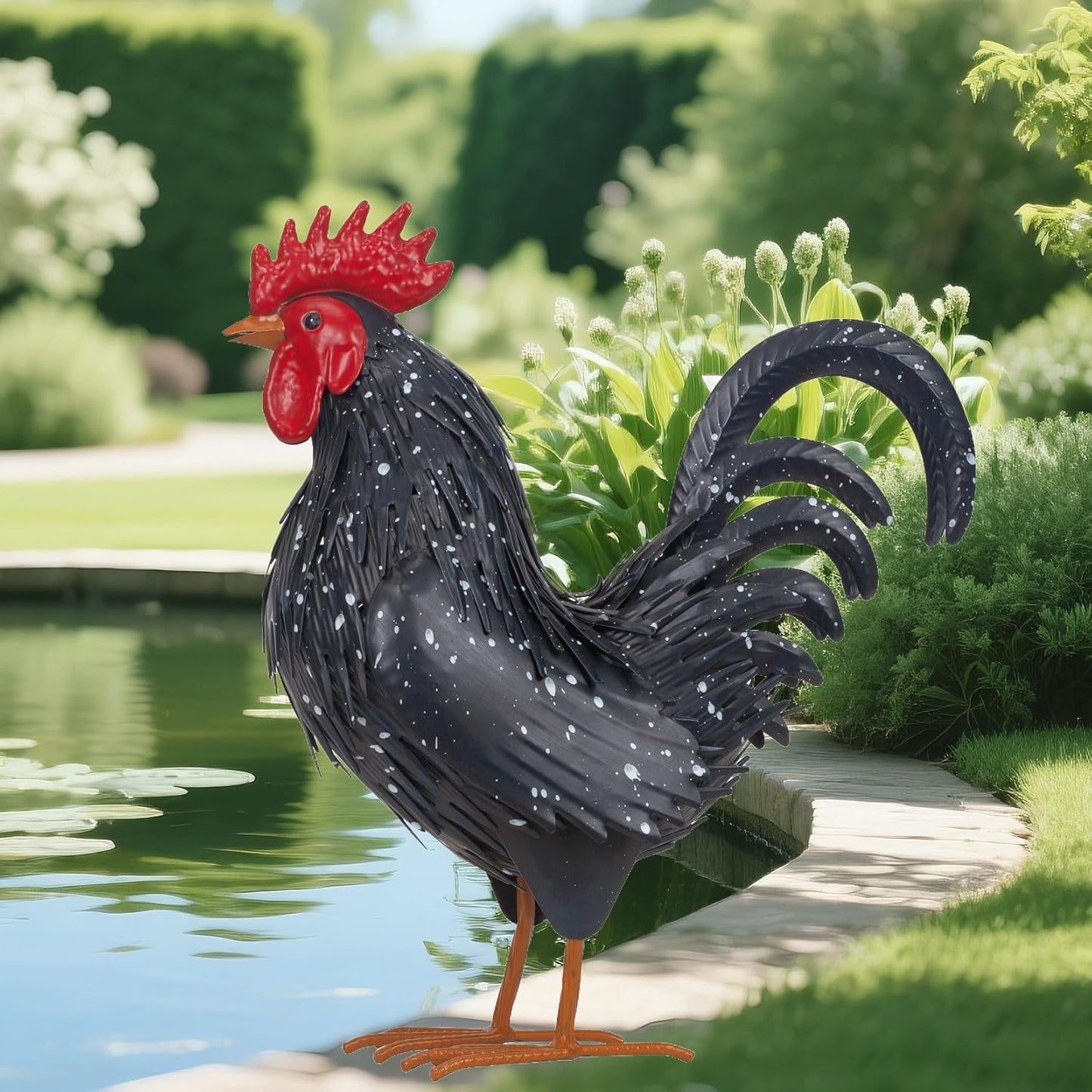 Rooster Garden Statue Sculpture Metal Chicken Yard Decor Outdoor Figurines Patio Backyard Decoration (Black)