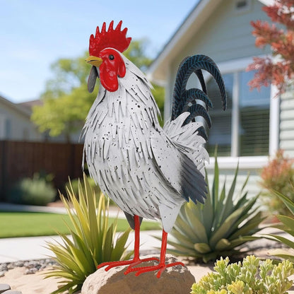 Rooster Garden Statue Sculpture Metal Chicken Yard Decor Outdoor Figurines Patio Backyard Decoration (White)