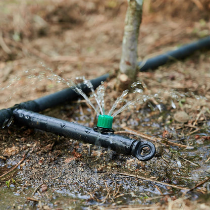 100-Pack 360 Degree Adjustable Irrigation Dripper, 1/4 Inch Barbed Emitter Drip Sprinklers for Garden/Greenhouse/Flower Bed/Watering System, Anti-Clogging Emitters [Red]