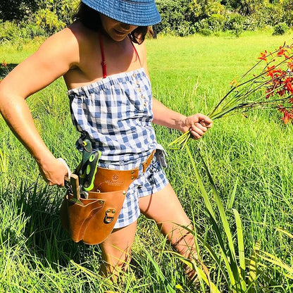 Leather Garden Tool Belt - Gardening gifts for women- Utility belt - Garden Tools Organizer Holster Pouch -Gift for Gardeners and Florists
