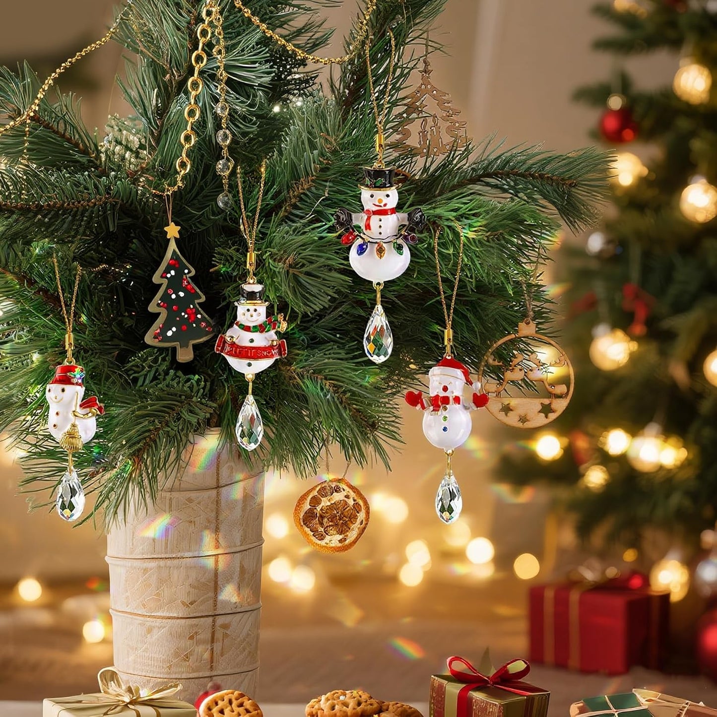 H&D HYALINE & DORA 4 Pcs Christmas Snowman Suncatcher Winter Snowman Hanging Suncatcher for Christmas Tree Hanging Crystal Crafts Holiday Decor Xmas Party Supplies